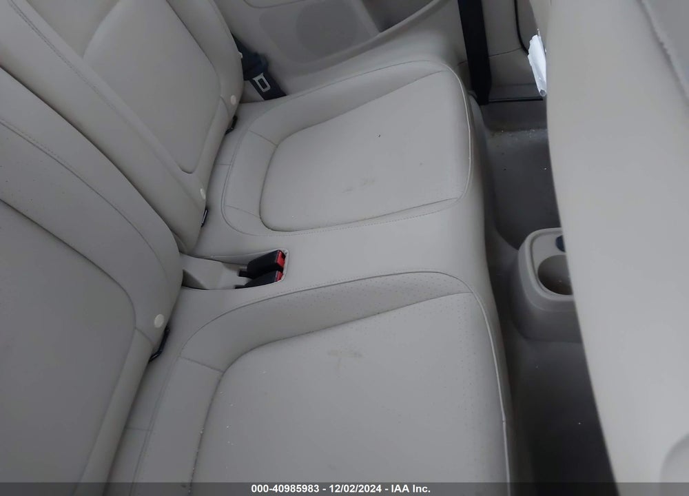 2015 VOLKSWAGEN BEETLE VIN: 3VWJ07AT7FM639758