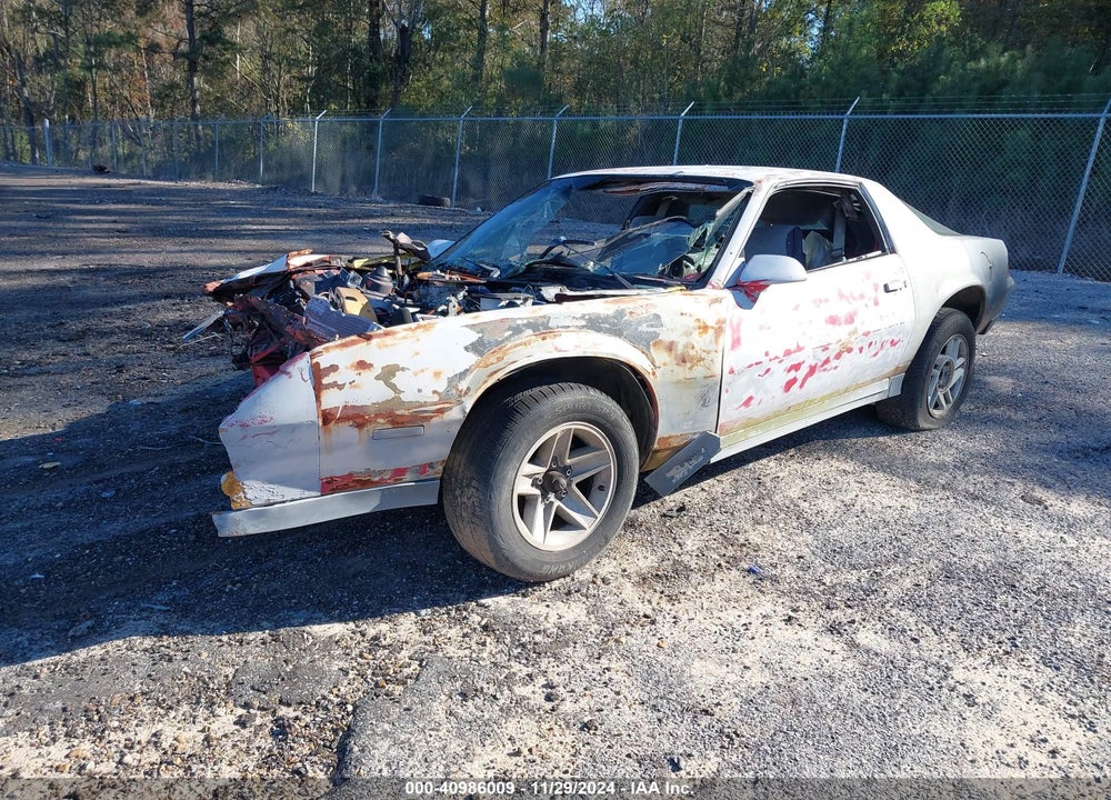 1982 CHEVROLET CAMARO VIN: 1G1AP87H2CL136619