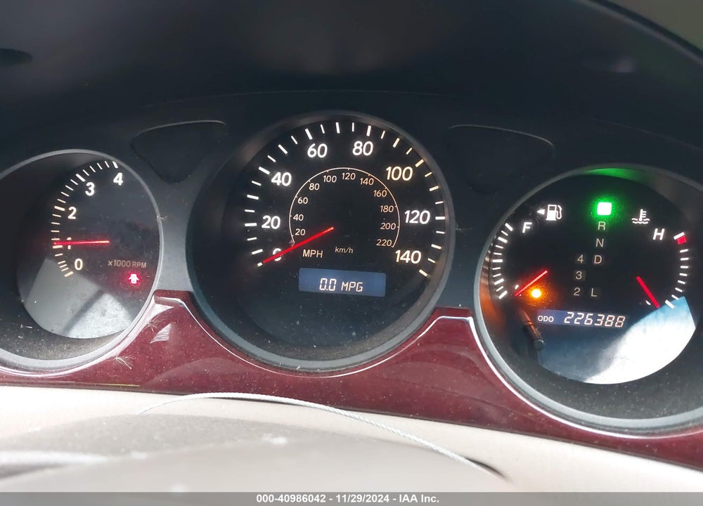 2004 LEXUS ES 330 VIN: JTHBA30G140003840