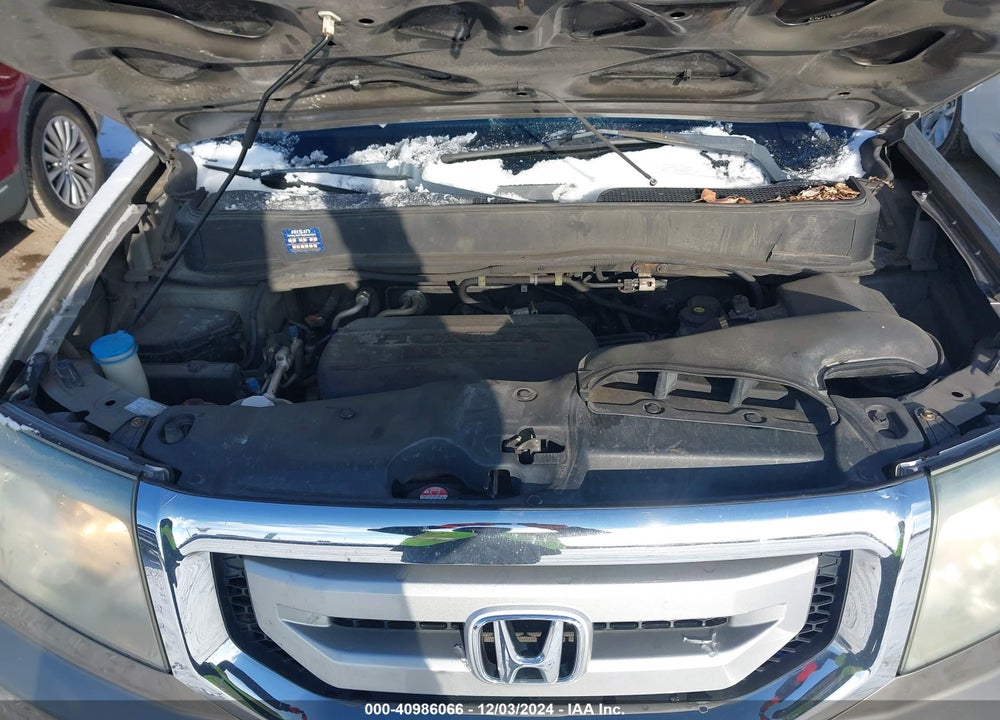 2011 HONDA PILOT EX-L VIN: 5FNYF4H57BB050990