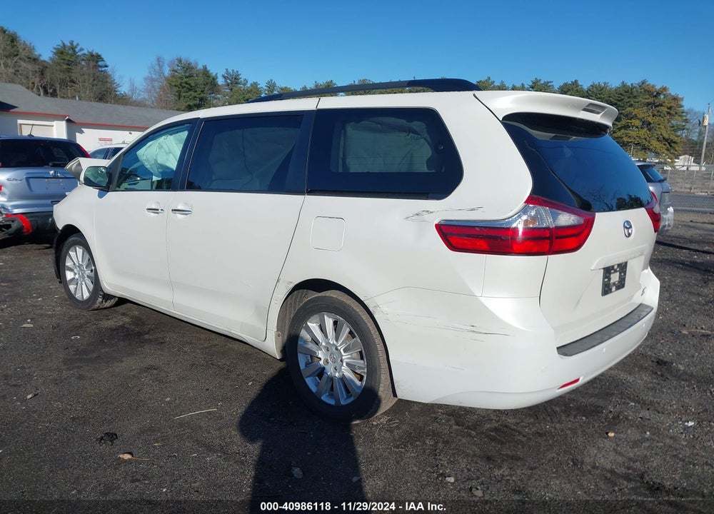 2015 TOYOTA SIENNA XLE LIMITED VIN: 5TDDK3DC9FS124310