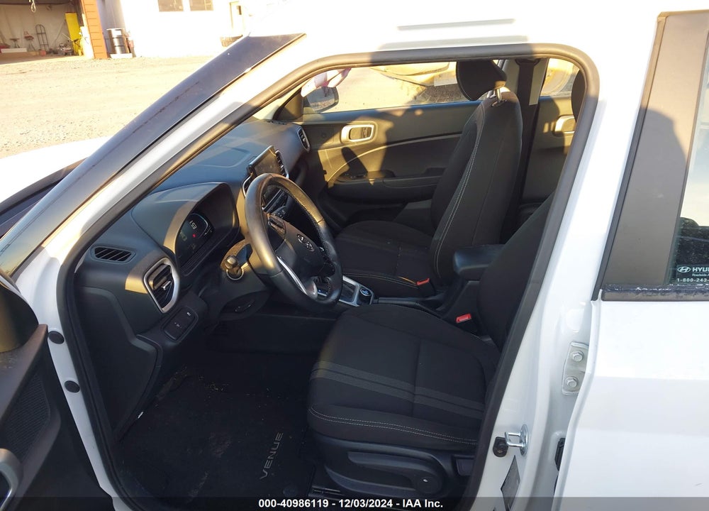 2023 HYUNDAI VENUE SEL VIN: KMHRC8A35PU220383