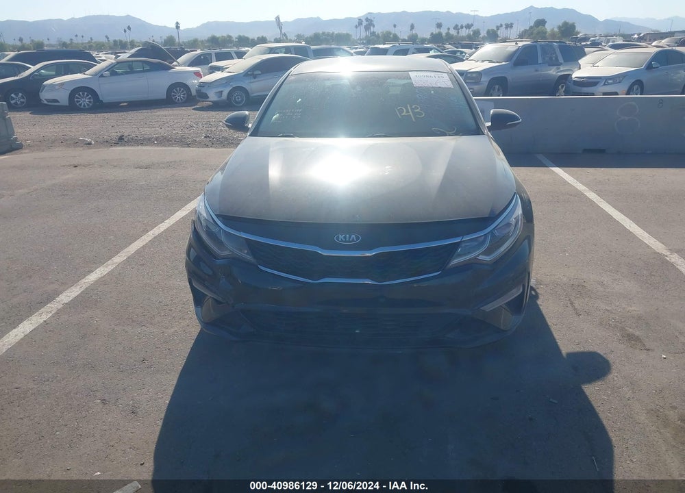 2019 KIA OPTIMA LX VIN: 5XXGT4L31KG343906