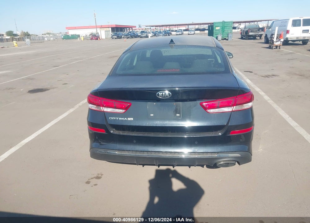 2019 KIA OPTIMA LX VIN: 5XXGT4L31KG343906