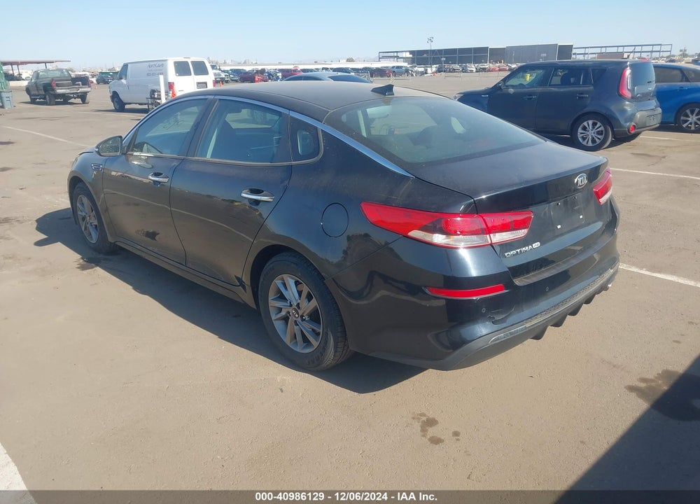 2019 KIA OPTIMA LX VIN: 5XXGT4L31KG343906