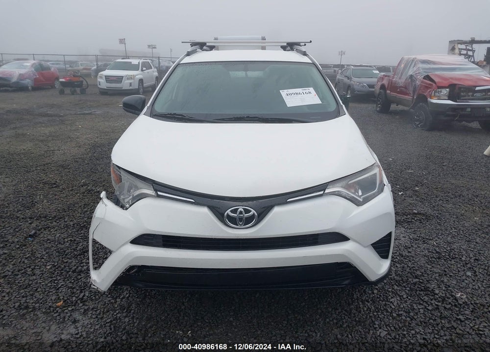 2016 TOYOTA RAV4 LE VIN: JTMBFREV1GJ086102