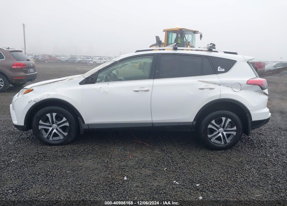 2016 TOYOTA RAV4 LE VIN: JTMBFREV1GJ086102