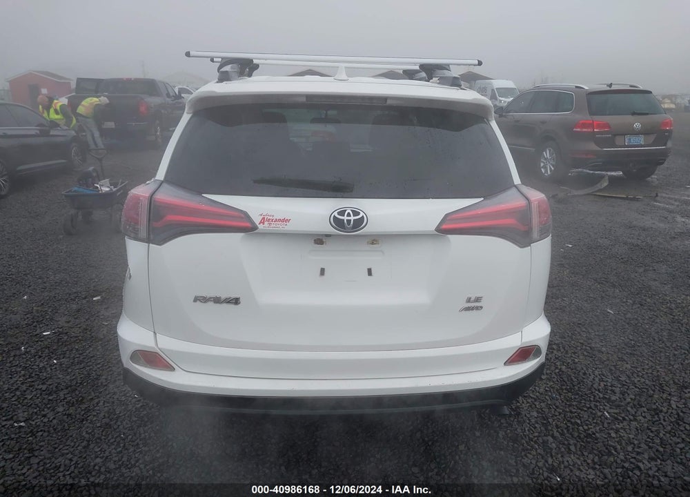 2016 TOYOTA RAV4 LE VIN: JTMBFREV1GJ086102