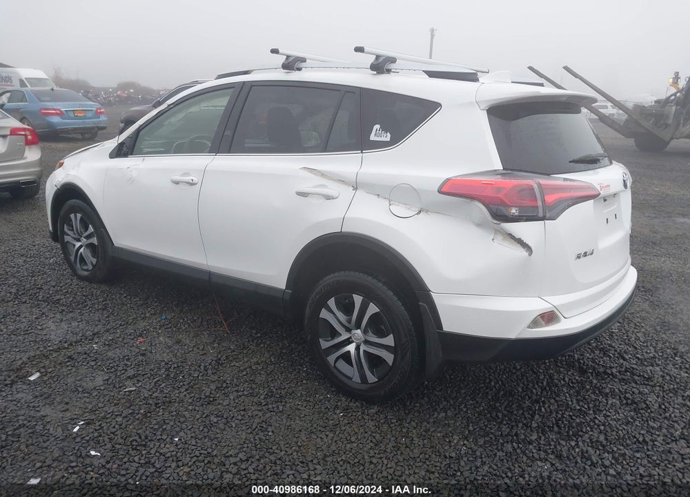 2016 TOYOTA RAV4 LE VIN: JTMBFREV1GJ086102