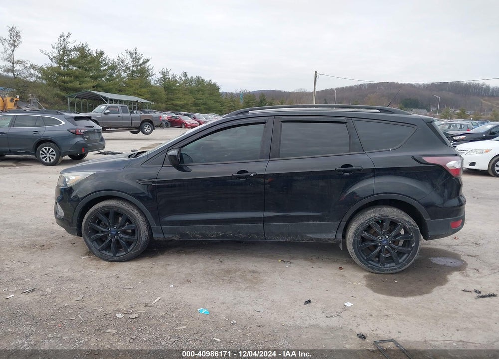 2018 FORD ESCAPE SE VIN: 1FMCU9GD0JUA51048