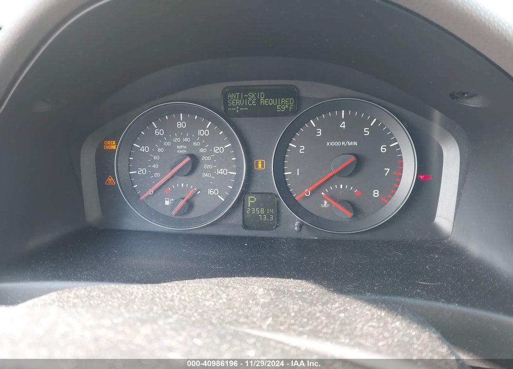 2010 VOLVO V50 2.4I VIN: YV1382MW3A2572440