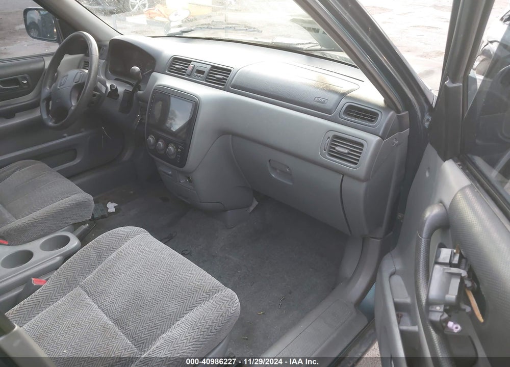 1998 HONDA CR-V EX VIN: JHLRD1863WC098560