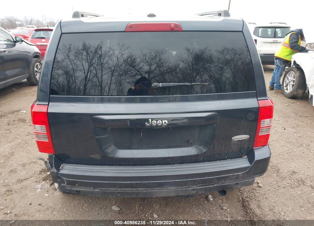 2015 JEEP PATRIOT LATITUDE VIN: 1C4NJPFB9FD235776