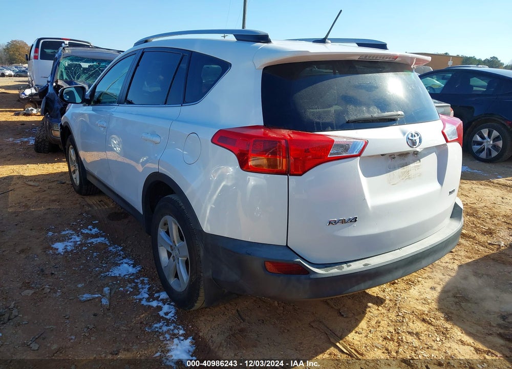 2013 TOYOTA RAV4 XLE VIN: 2T3WFREV6DW042725