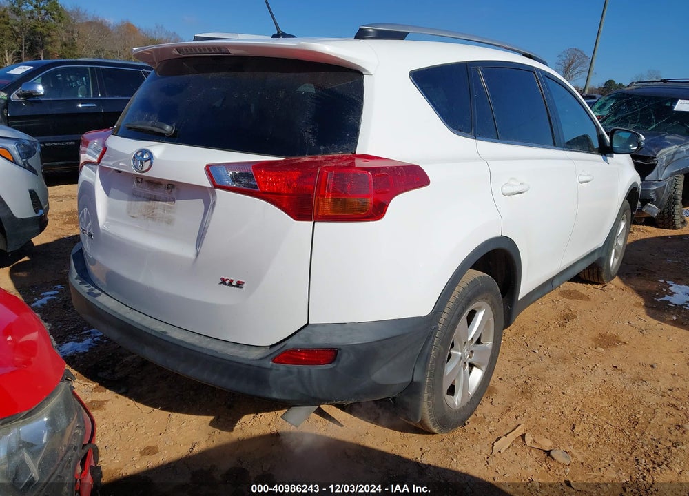 2013 TOYOTA RAV4 XLE VIN: 2T3WFREV6DW042725