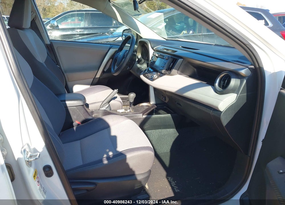2013 TOYOTA RAV4 XLE VIN: 2T3WFREV6DW042725