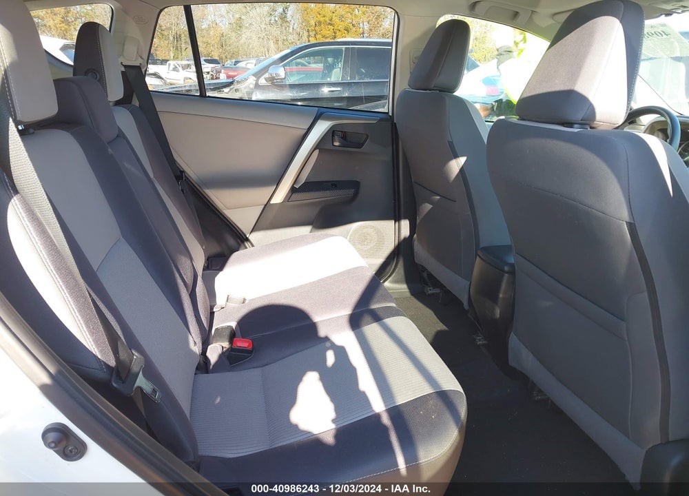 2013 TOYOTA RAV4 XLE VIN: 2T3WFREV6DW042725