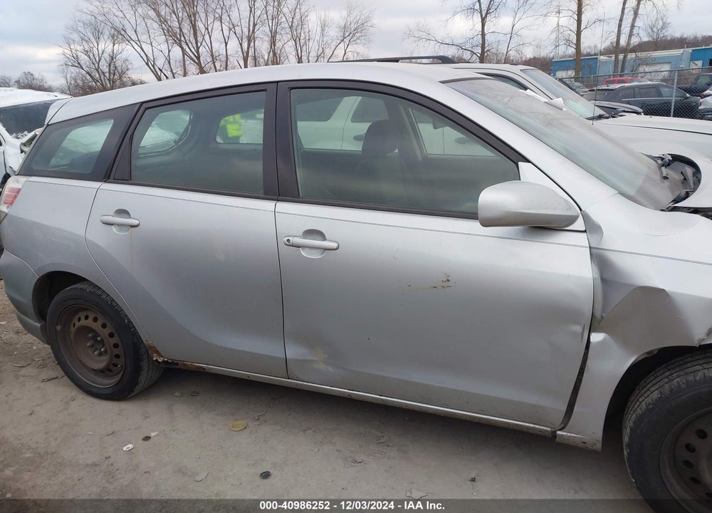 2005 TOYOTA MATRIX/XR VIN: 2T1KR32E65C504395