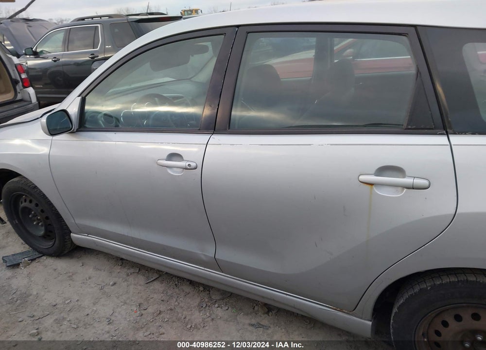 2005 TOYOTA MATRIX/XR VIN: 2T1KR32E65C504395