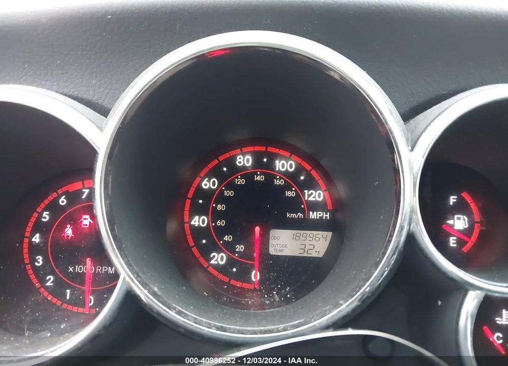 2005 TOYOTA MATRIX/XR VIN: 2T1KR32E65C504395