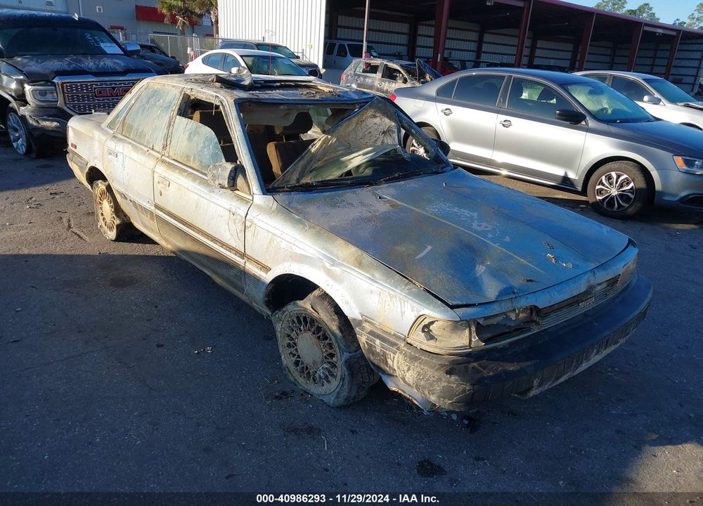 1988 TOYOTA CAMRY DLX VIN: JT2VV21EXJ0018531