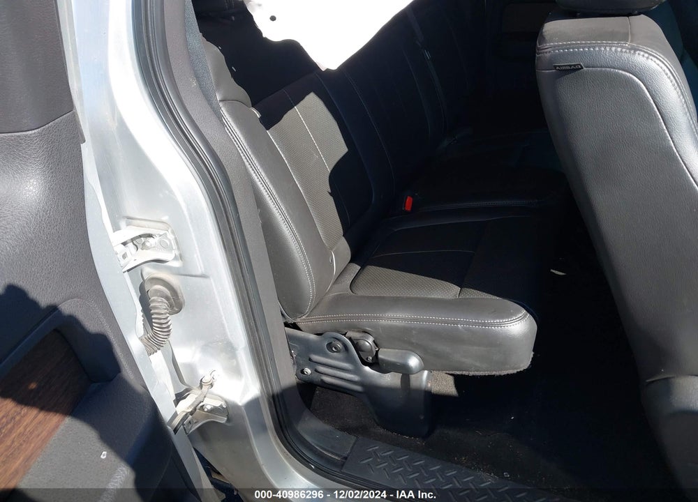 2014 FORD F-150 LARIAT VIN: 1FTFX1ET8EFC89650