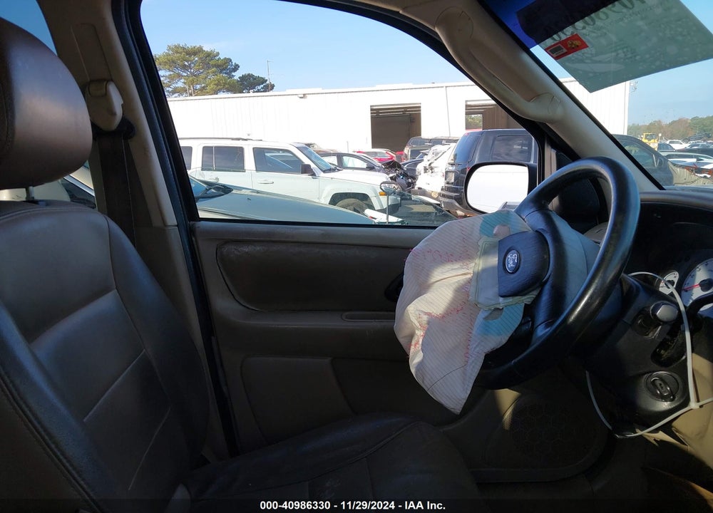 2004 FORD ESCAPE XLT VIN: 1FMYU03194KB36757
