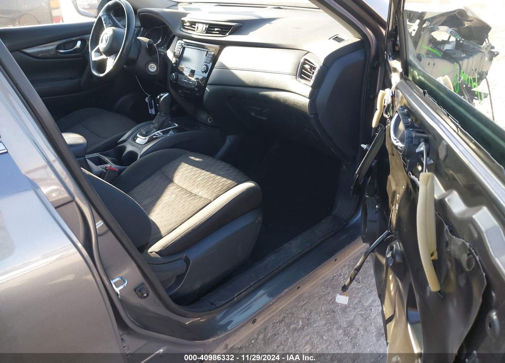 2019 NISSAN ROGUE S VIN: 5N1AT2MT0KC842605