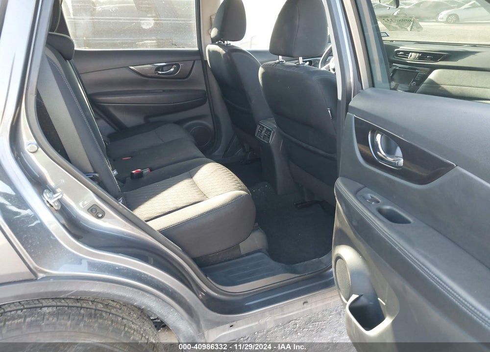 2019 NISSAN ROGUE S VIN: 5N1AT2MT0KC842605