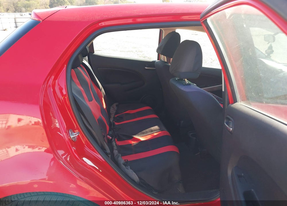 2011 MAZDA 2 SPORT VIN: JM1DE1HY4B0126366
