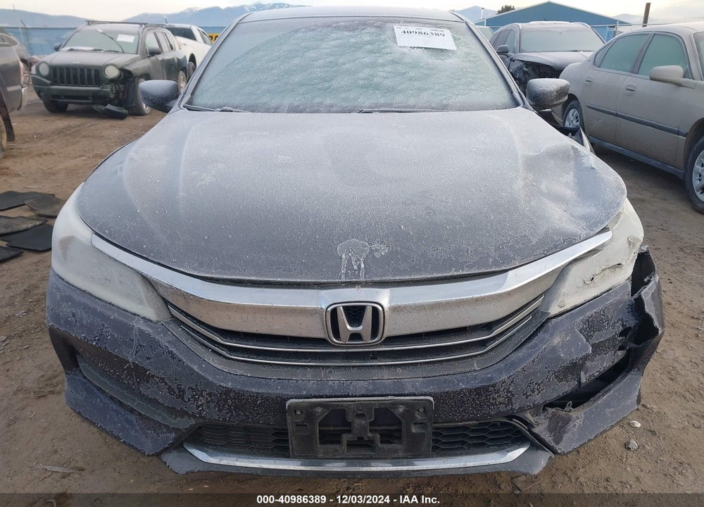 2017 HONDA ACCORD VIN: 1HGCR2F31HA209917