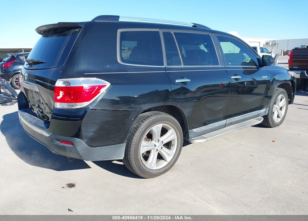 2013 TOYOTA HIGHLANDER LIMITED V6 VIN: 5TDYK3EH3DS113330