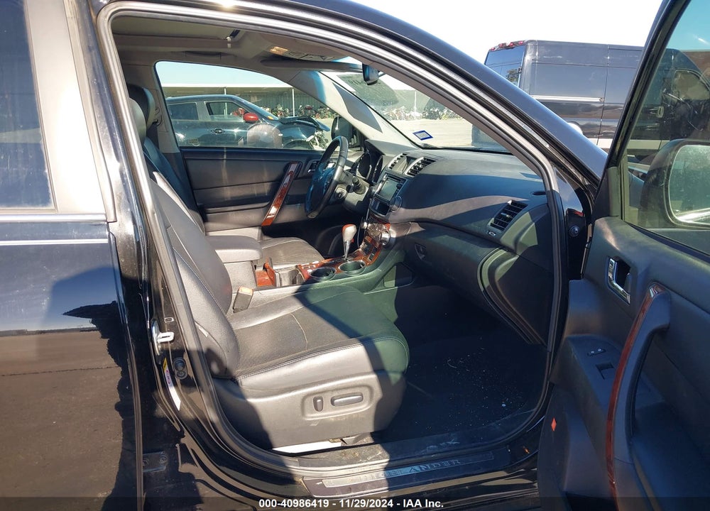 2013 TOYOTA HIGHLANDER LIMITED V6 VIN: 5TDYK3EH3DS113330