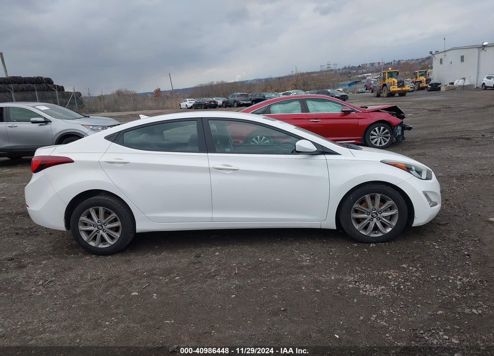 2014 HYUNDAI ELANTRA VIN: 5NPDH4AE8EH493836