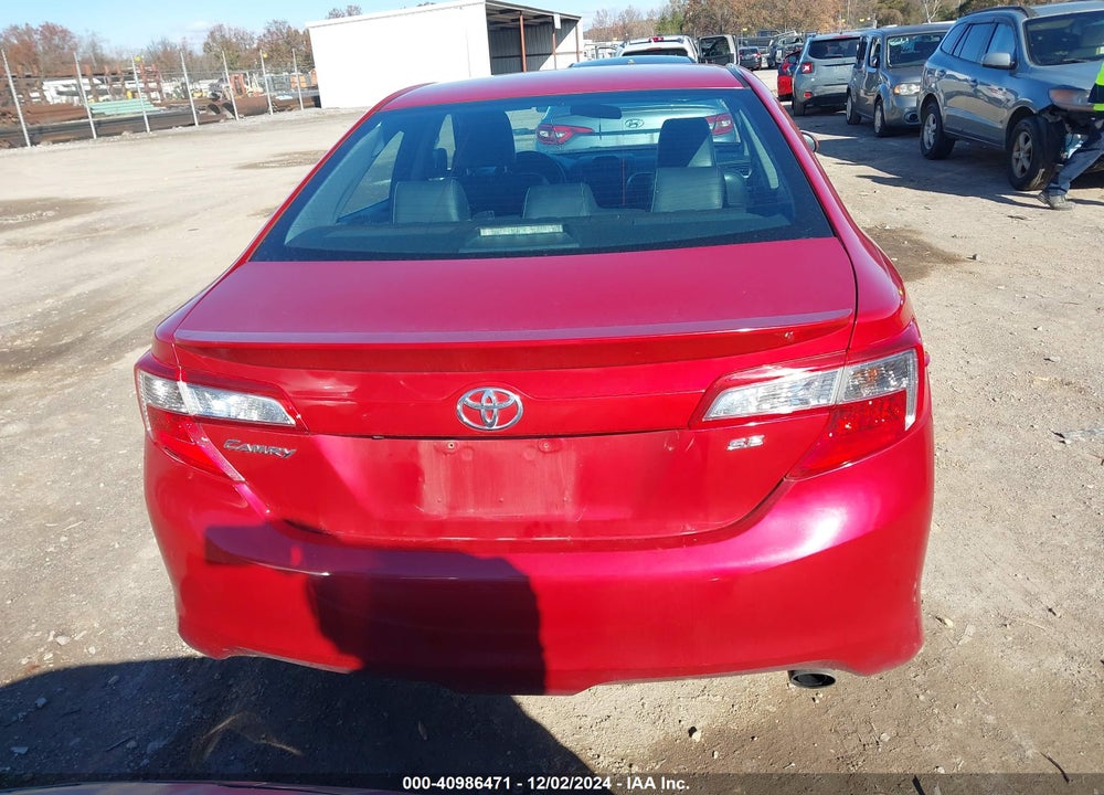 2014 TOYOTA CAMRY SE VIN: 4T1BF1FK3EU817142