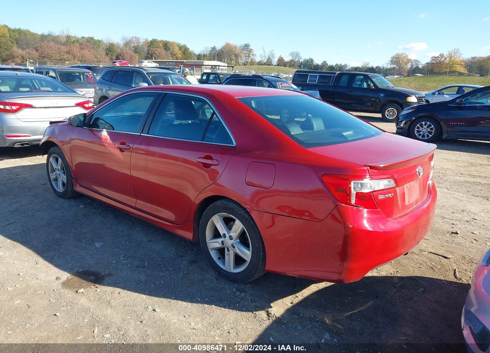 2014 TOYOTA CAMRY SE VIN: 4T1BF1FK3EU817142