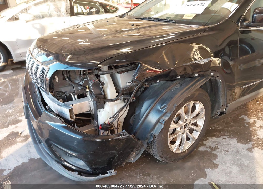 2019 JEEP CHEROKEE LATITUDE VIN: 1C4PJLCX3KD318938