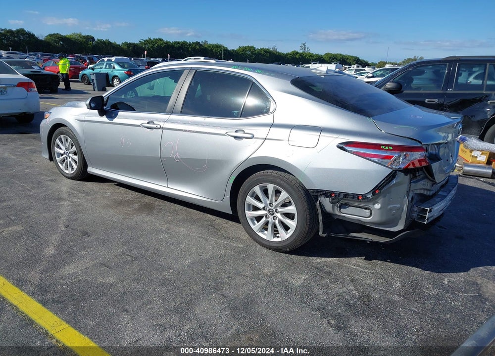 2020 TOYOTA CAMRY LE VIN: 4T1C11AK5LU337840