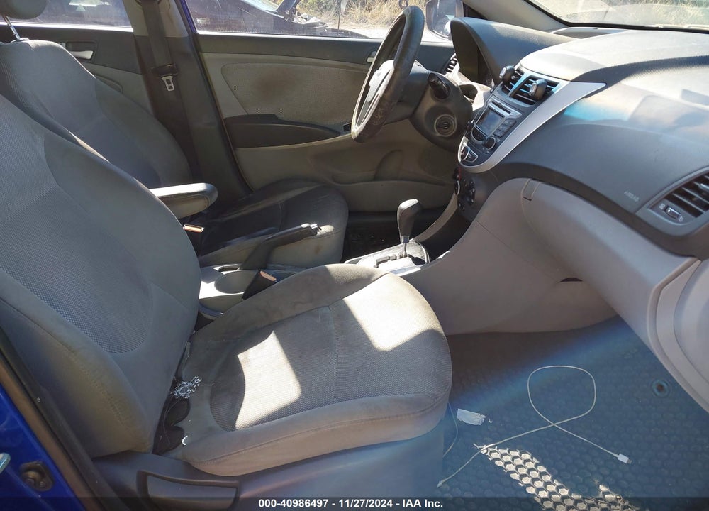 2013 HYUNDAI ACCENT VIN: KMHCT4AE1DU484194
