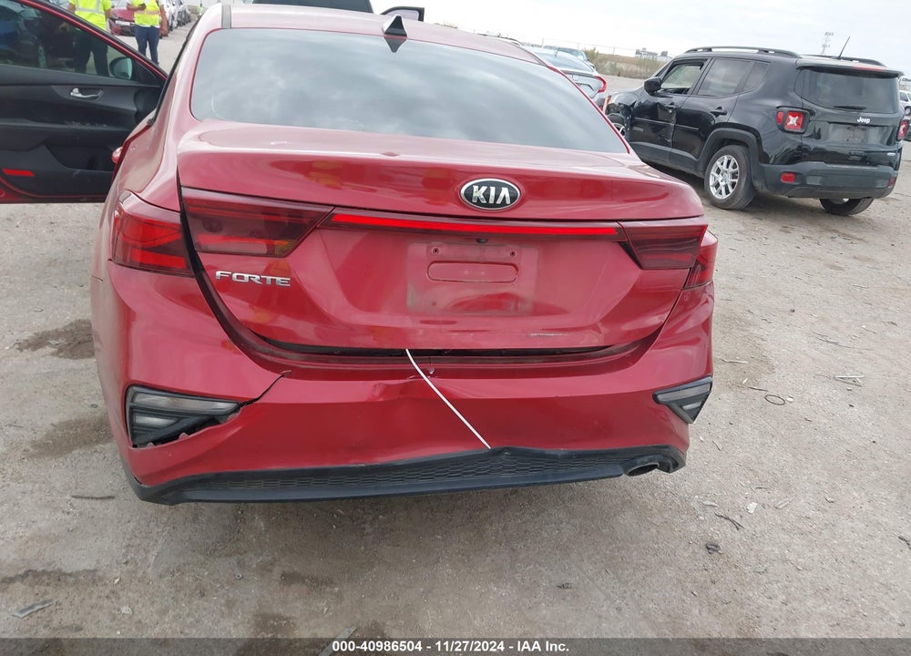 2020 KIA FORTE VIN: 3KPF24AD5LE202180