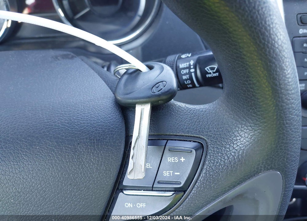 2014 HYUNDAI SONATA VIN: 5NPEB4AC9EH888029