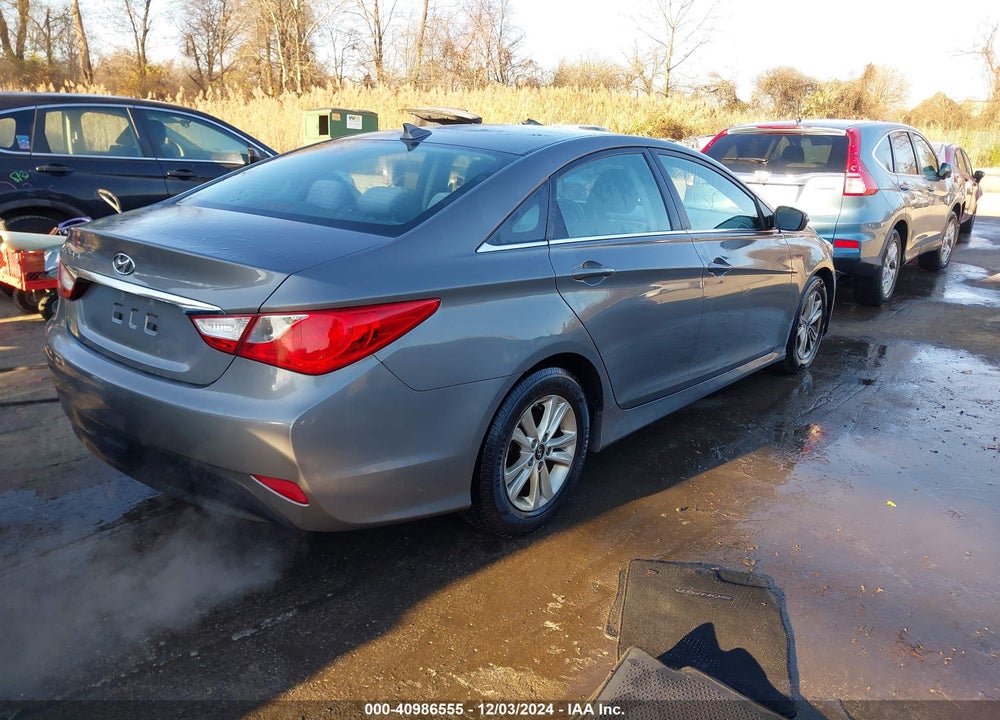2014 HYUNDAI SONATA VIN: 5NPEB4AC9EH888029