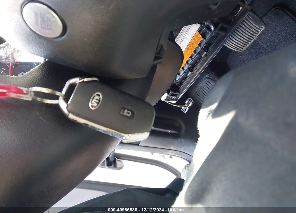 2021 KIA SORENTO EX VIN: 5XYRHDLF2MG022864