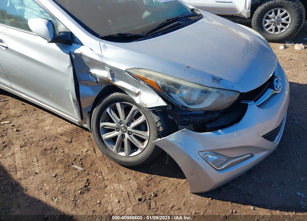 2016 HYUNDAI ELANTRA SE VIN: 5NPDH4AE9GH718946