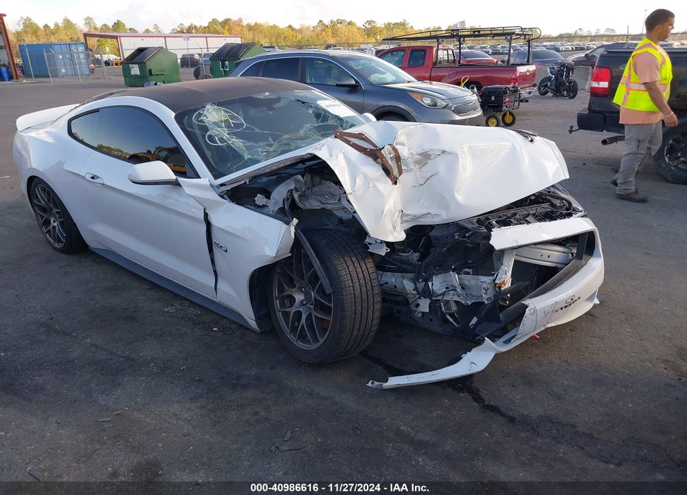 2017 FORD MUSTANG GT VIN: 1FA6P8CF5H5322061