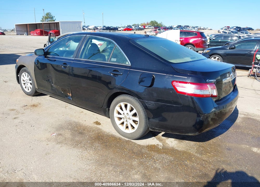 2010 TOYOTA CAMRY XLE VIN: 4T4BF3EK1AR051117