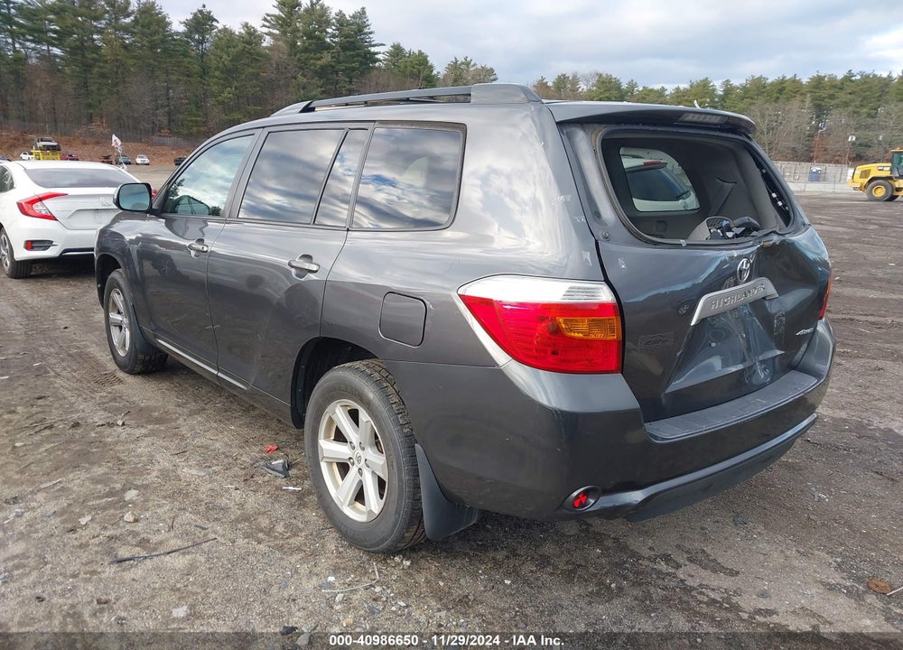 2010 TOYOTA HIGHLANDER BASE V6 VIN: 5TDBK3EH1AS032165
