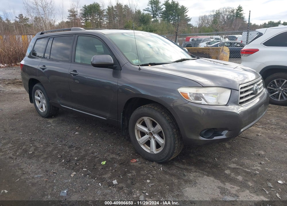 2010 TOYOTA HIGHLANDER BASE V6 VIN: 5TDBK3EH1AS032165