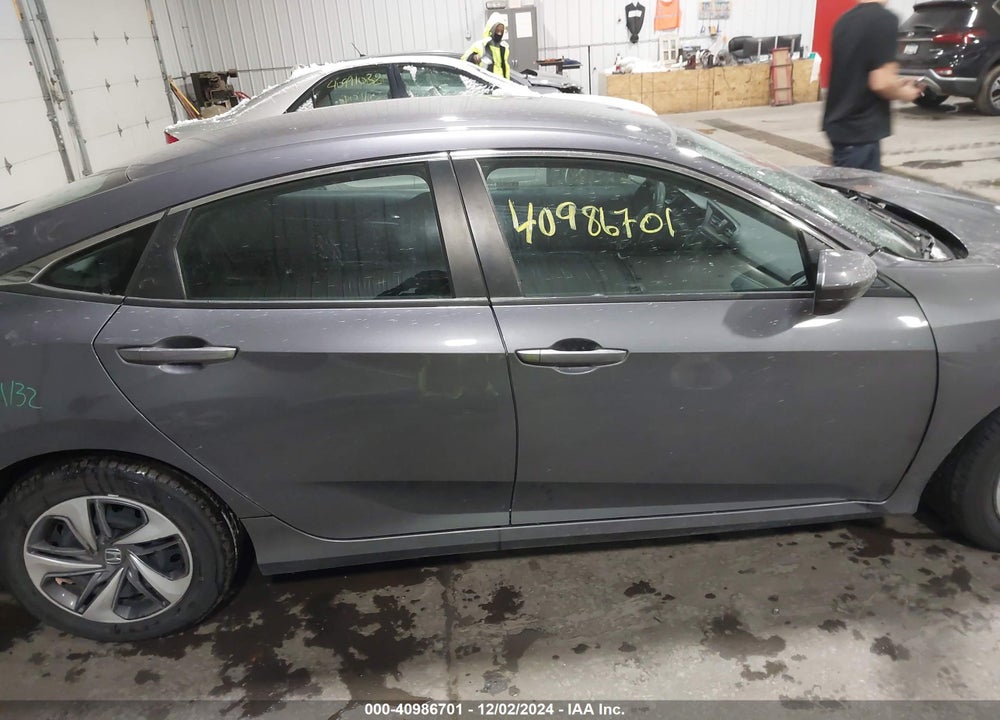 2019 HONDA CIVIC VIN: 19XFC2F63KE012856