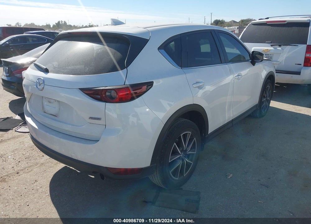 2018 MAZDA CX-5 TOURING VIN: JM3KFACM9J0432560